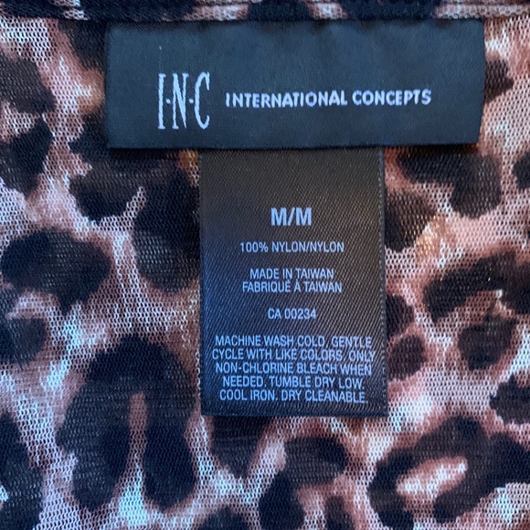 I.N.C. Leopard print blouse ( NWT) - Picture 9 of 14